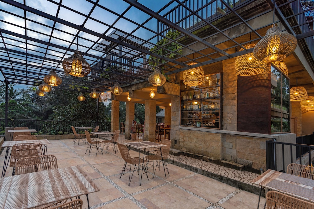 Hoshi Jungle Resort by Dhananjaya Hospitality