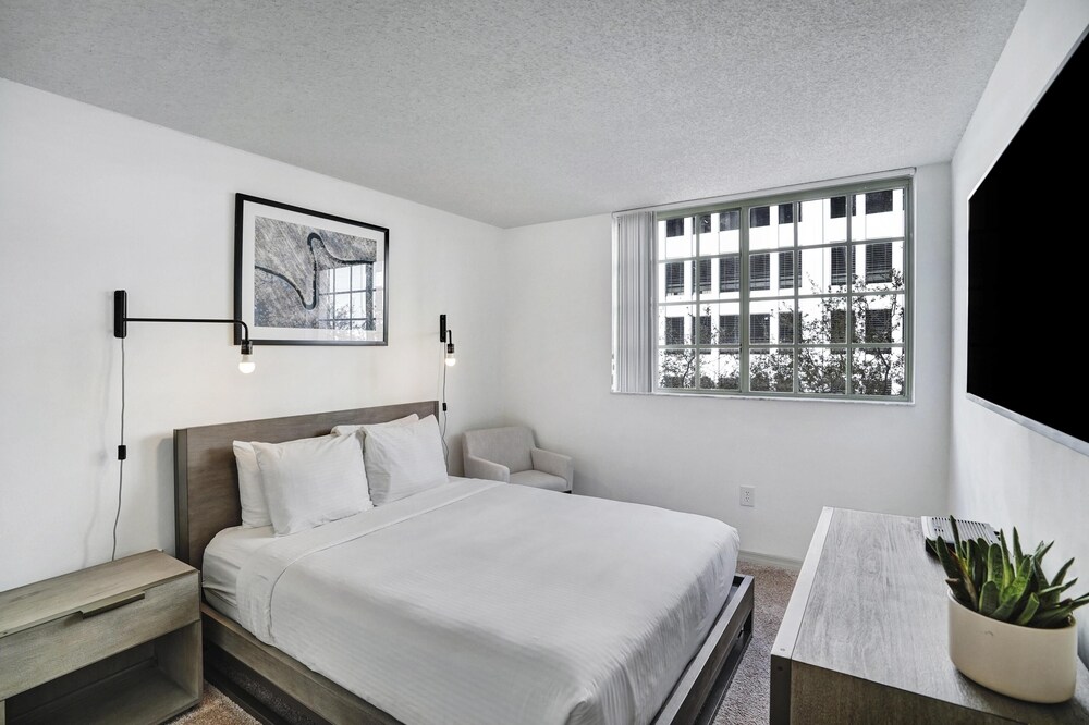 Dharma Home Suites Coral Gables at Gables Grand Plaza, 写真 19