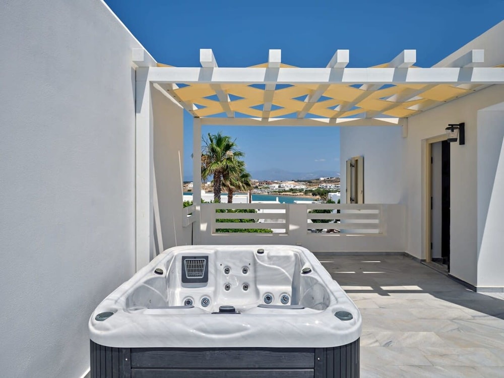 Villa Maria - Naoussa Boats Blue Sandy Suite