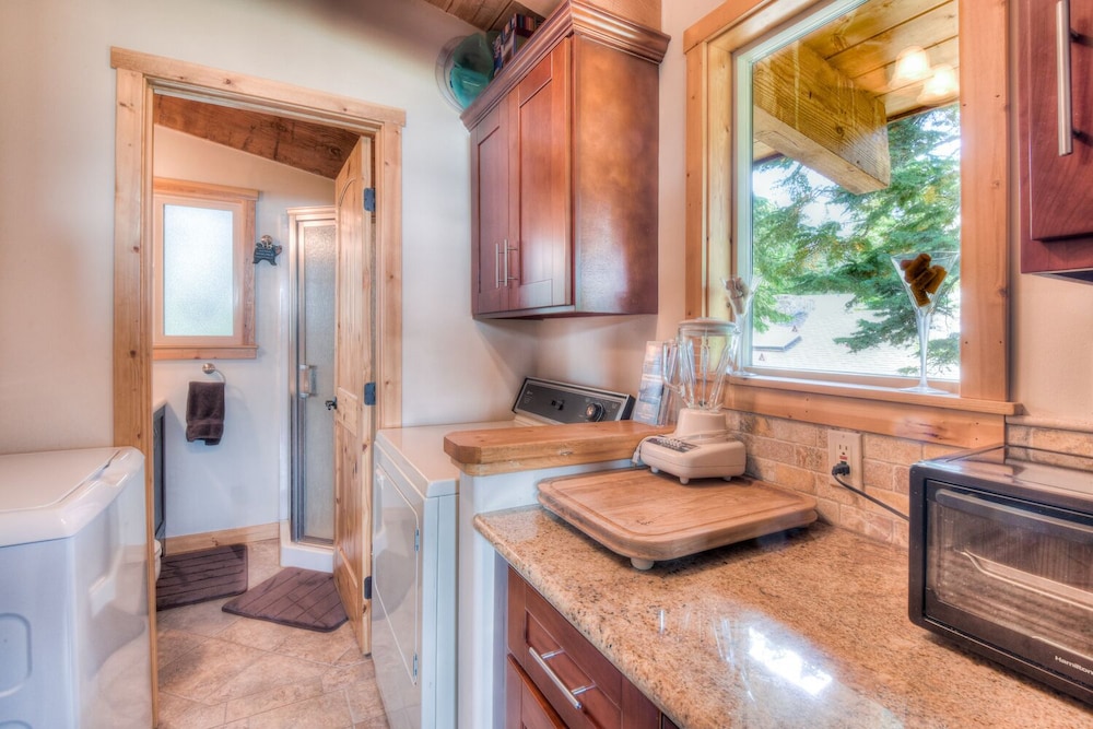 Chamberland Getaway - Property Image 25