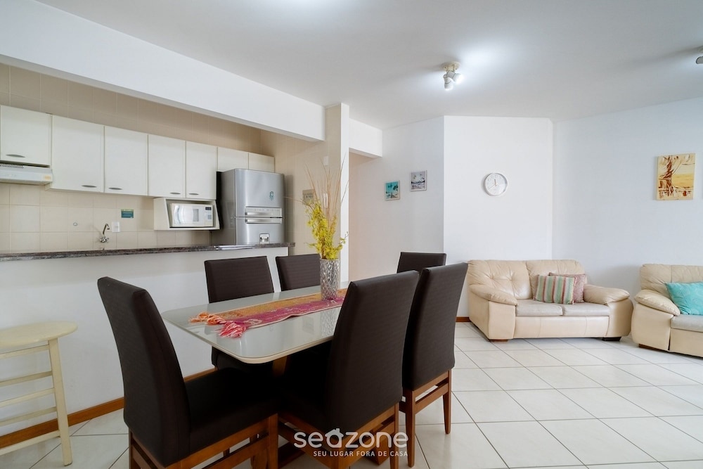3BR apt W/bbq 240m sea Bombas/sc Cay0123