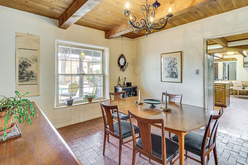 Gorgeous Adobe Home: Classic Santa Fe Style in ABQ