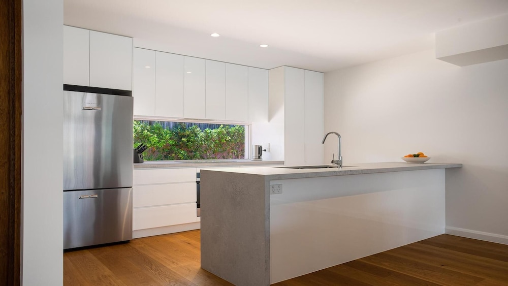 Your Luxury Escape - Ocean Sapphire view 3
