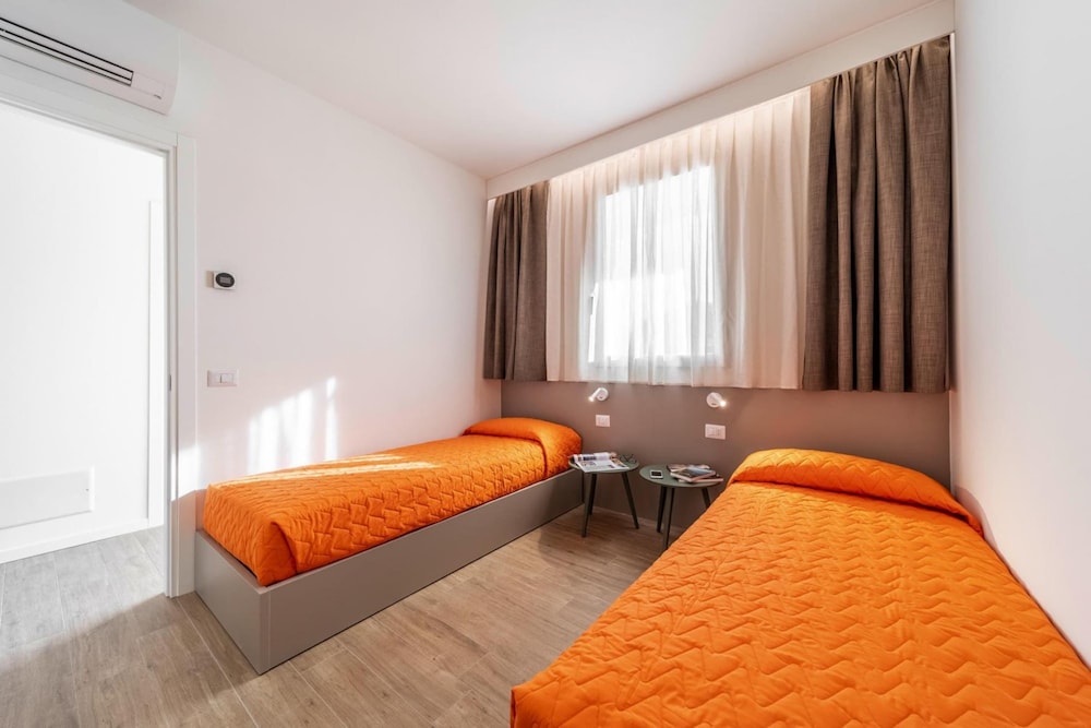 Residence Olivo, Garda view 3
