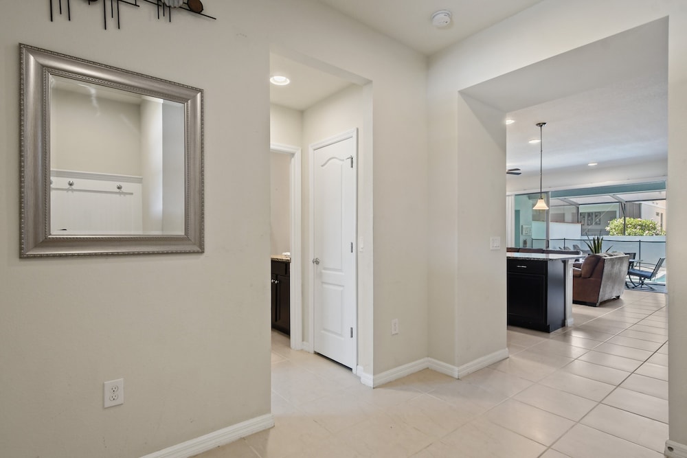 5-br Townhouse With Pool, Games, Disney