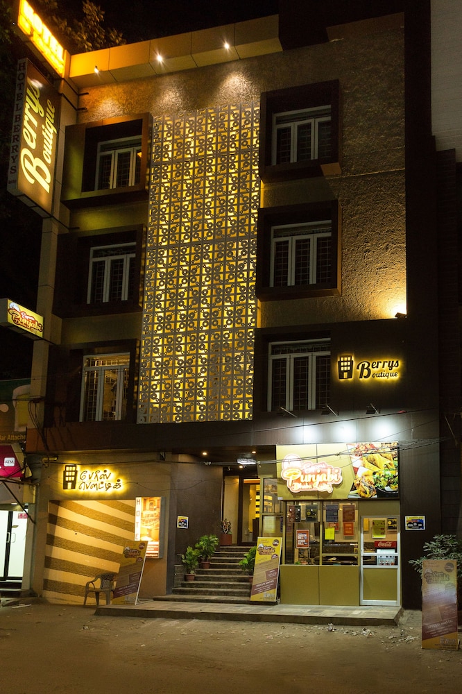 Treebo Berrys Boutique