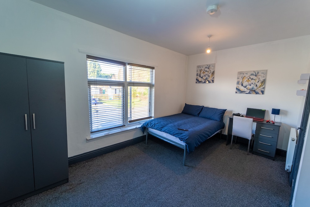 966 Pershore Road Studios in Guest House view 3