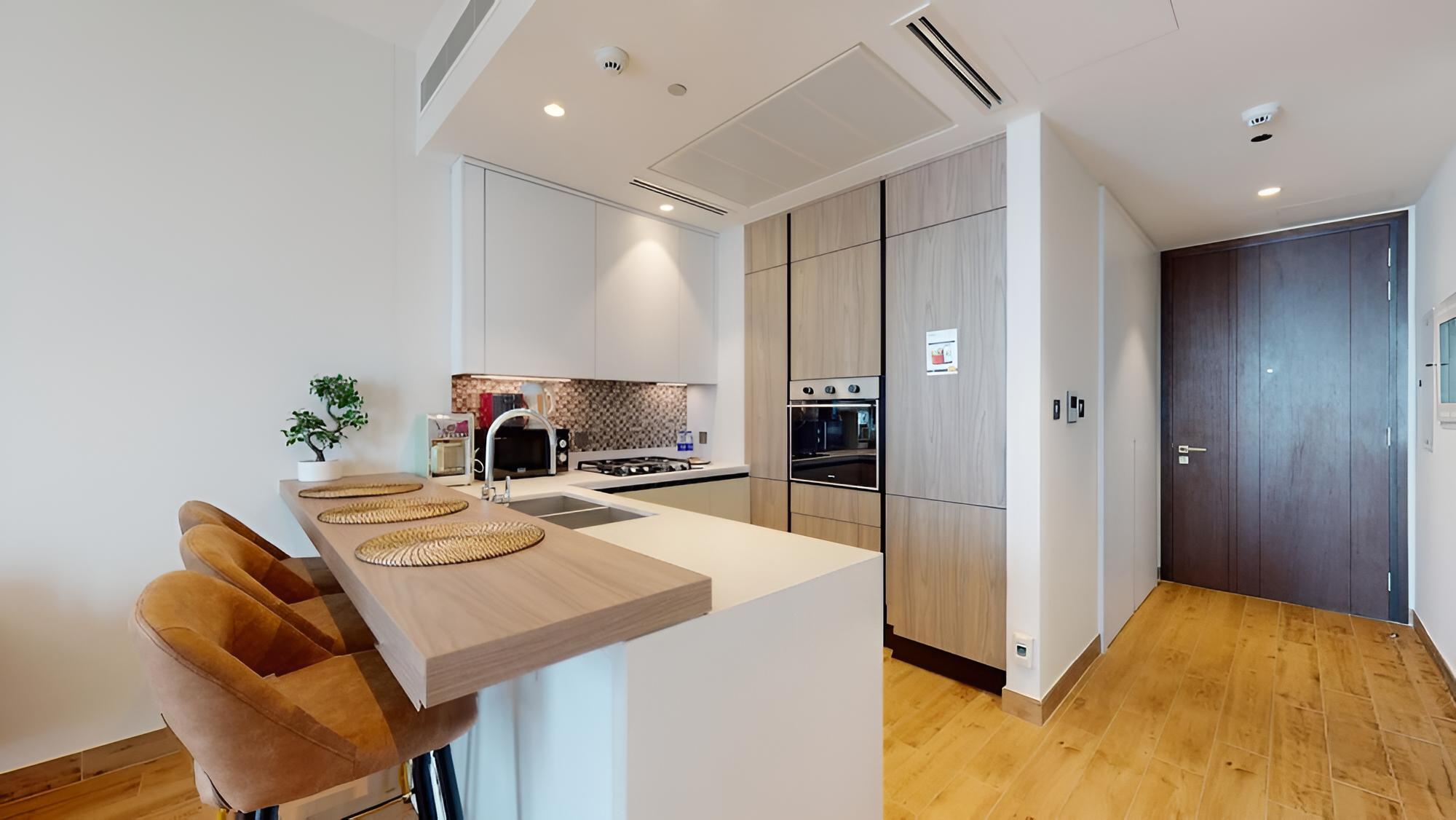 Dubai Marina - Jumeirah Living Marina Gate 3 3804