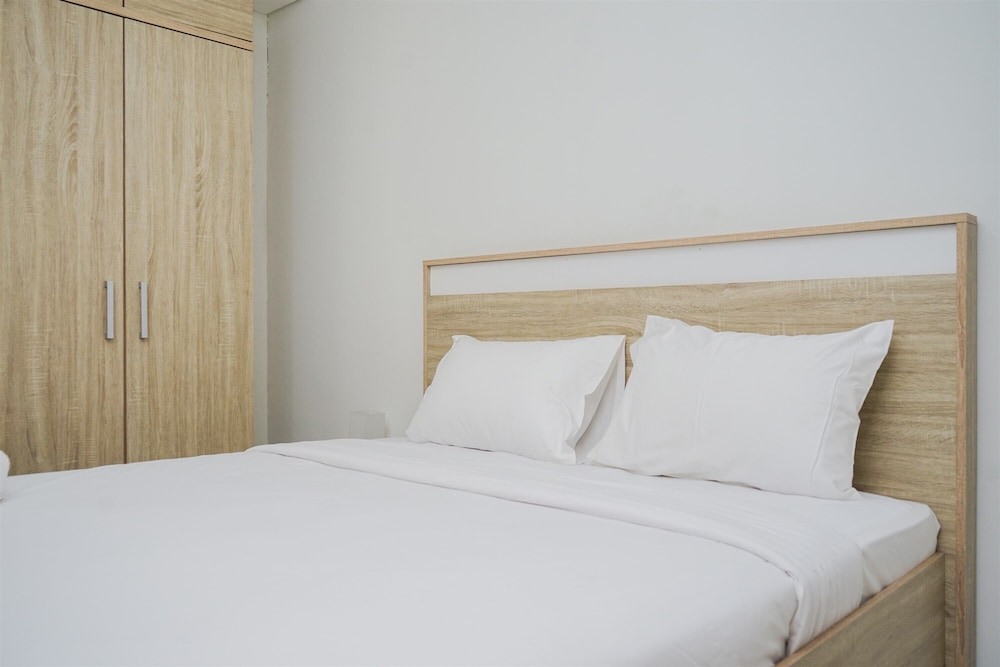 Relaxing Studio Apartment Springwood Residence Tangerang