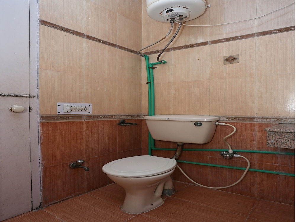 OYO 11361 Hotel Park Residency