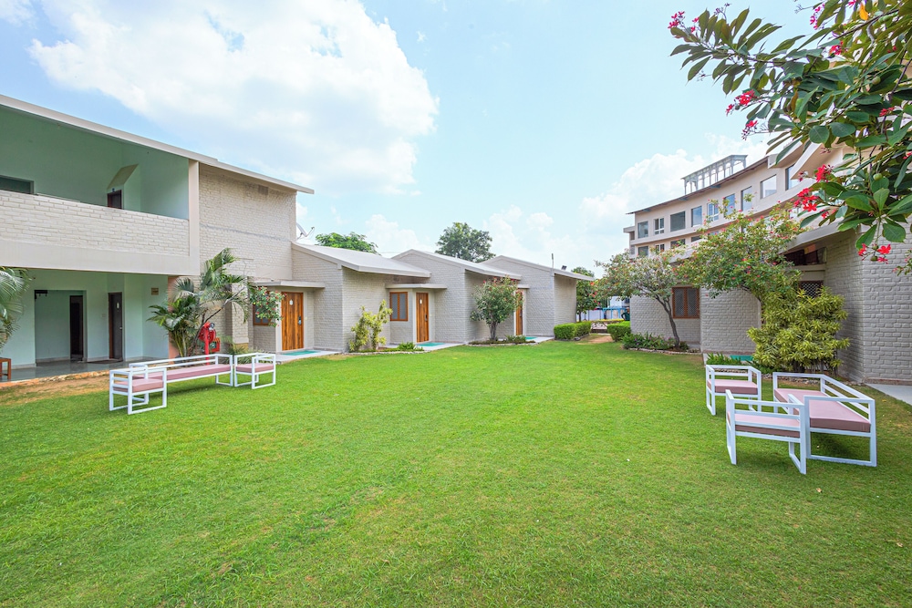 Bamboo Saa Sunrrise Wedding & Wellness Resort, Jaipur