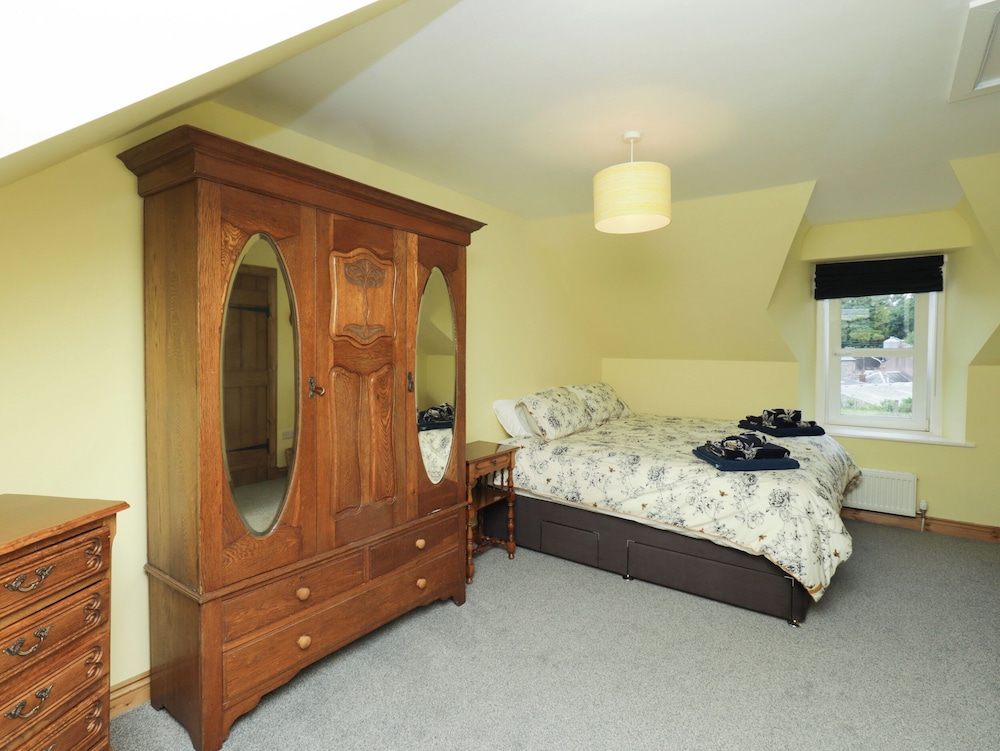 Lucys Cottage