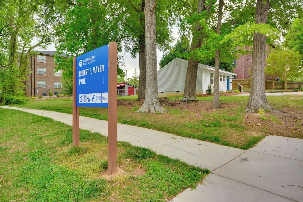 2 Mi to Downtown: Greensboro Home By Park!
