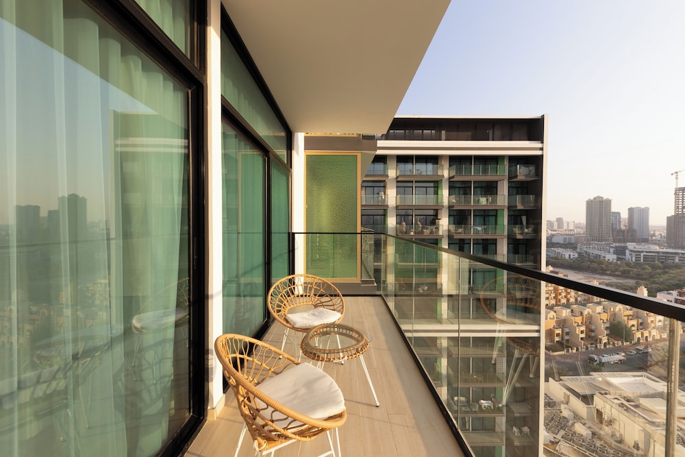 Cozy 1BR in Binghatti Emerald