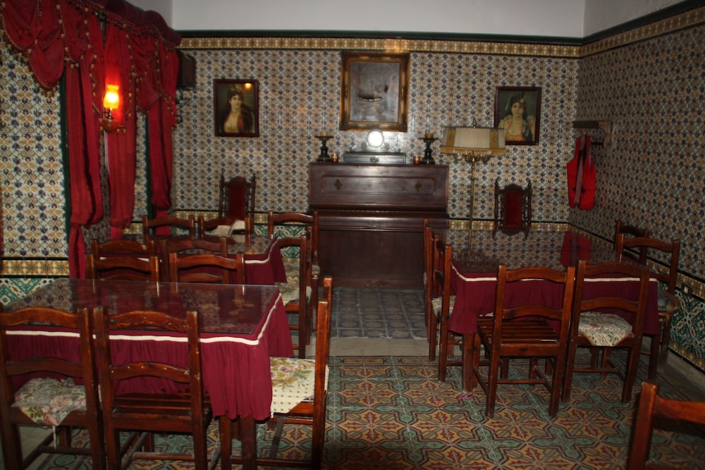 Hostel El Medina