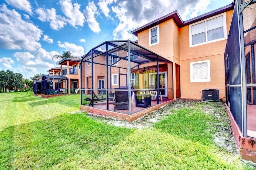 Relaxing Townhome In Regal Oaks Resort By Old Town 3 Bedroom Townhouse
