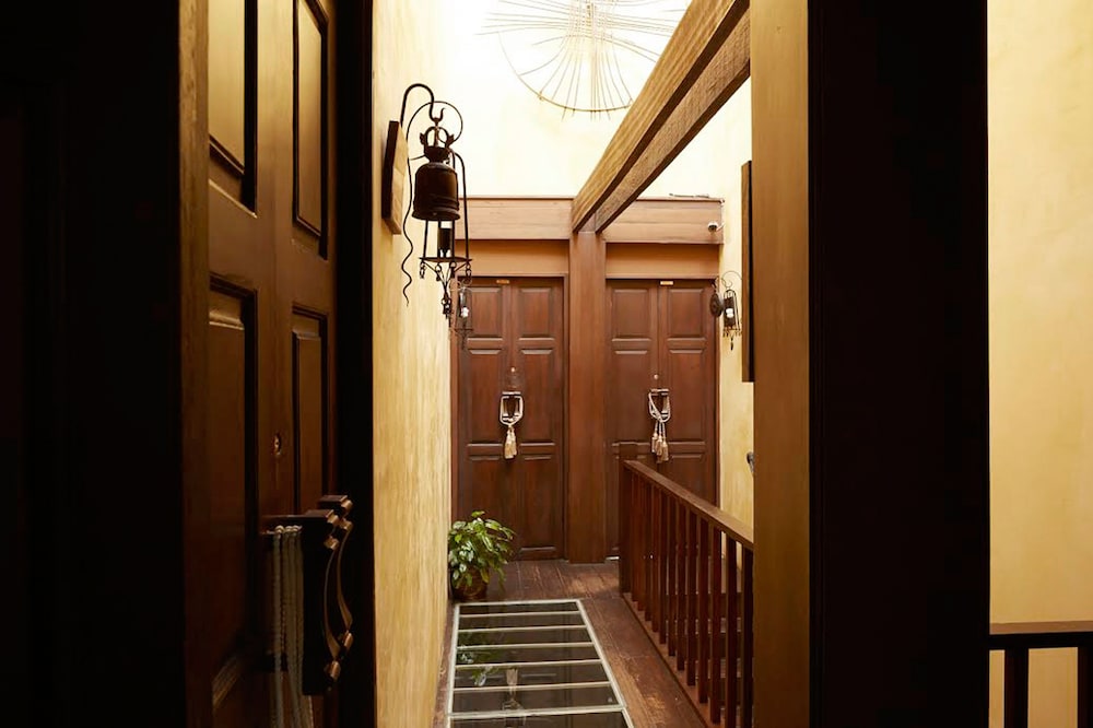 Hotel Old Capital Bike Inn - Image 1