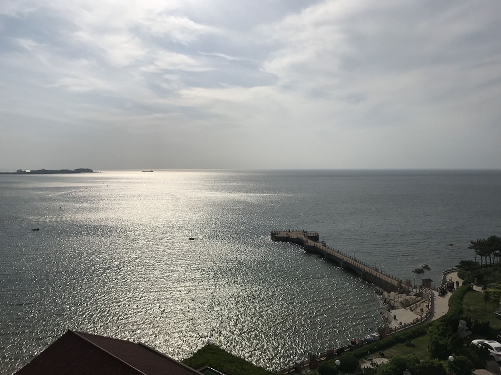 Weihai Golden Bay Resort Hotel