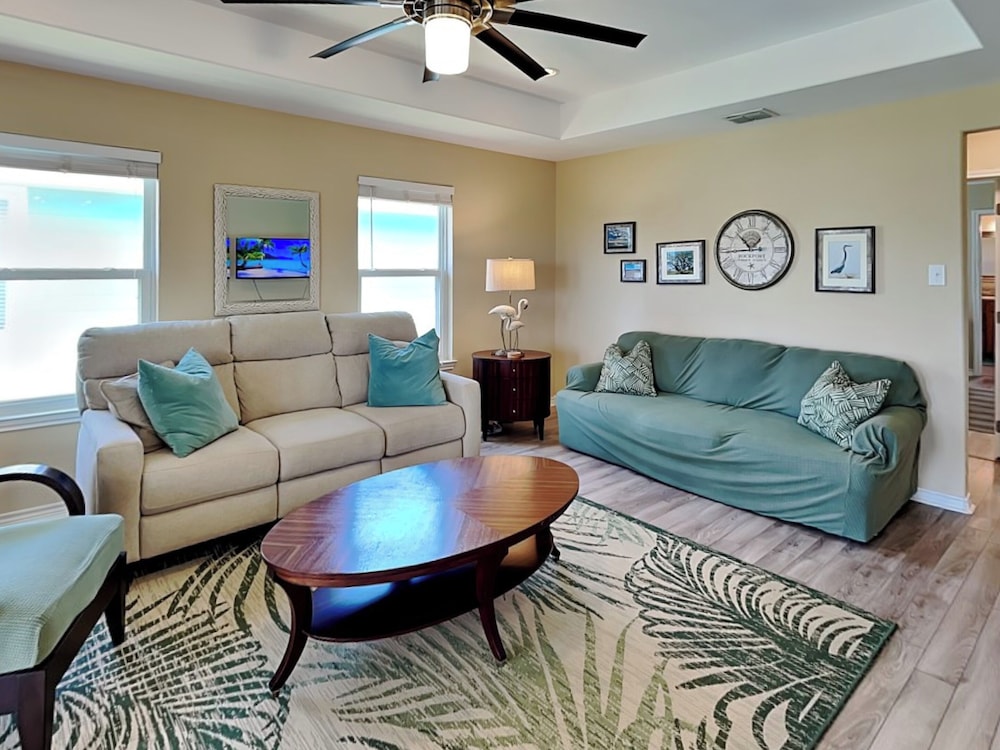 Gulf Coast Getaway by Miss Kitty’s