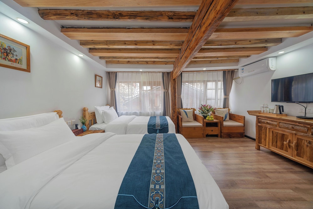 Yiyuan Snow Mountain View Historical Naxi House - Lijiang Old Town Mufu branch