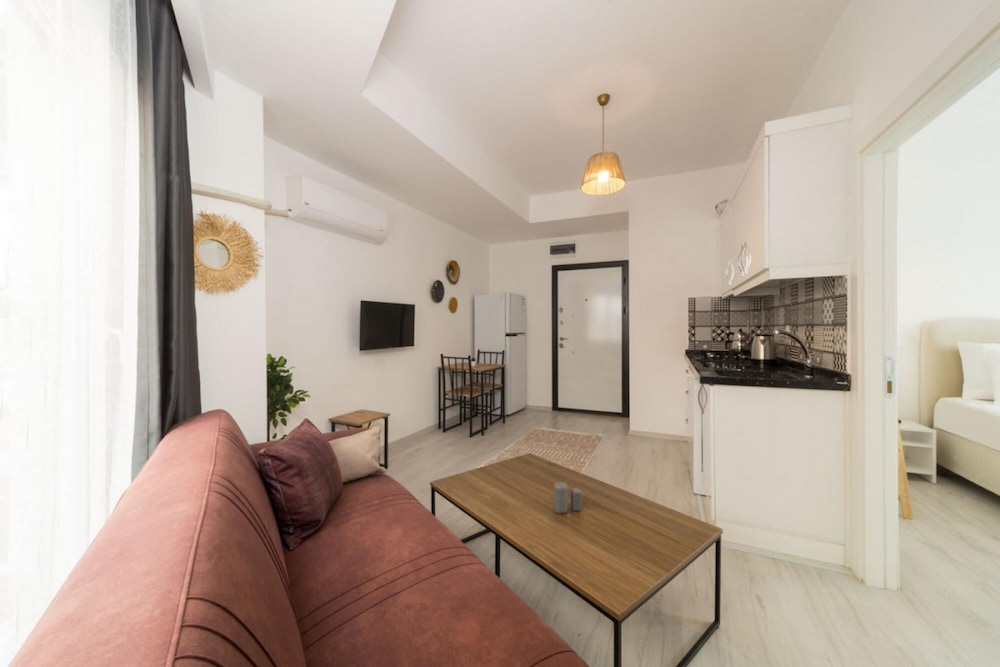 Cozy and Modern Apartment in Muratpasa Antalya