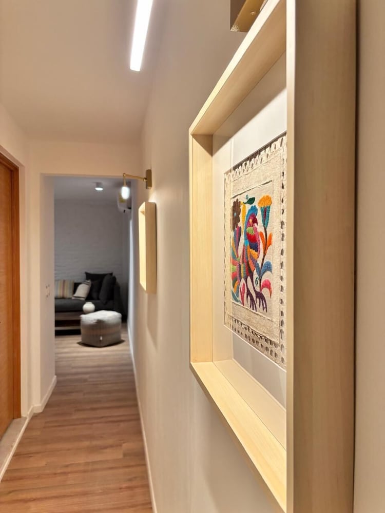 Bright & sweet unit in middle Polanco