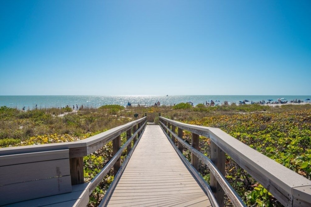 Tarpon Beach Unit 110 2 Bedroom Condo view 4