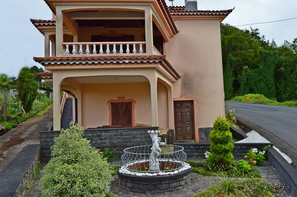 Casa de Santana view 3