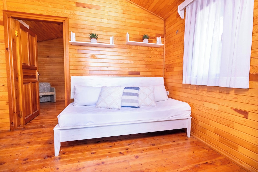 Alicra Otel Çıralı - Image 29