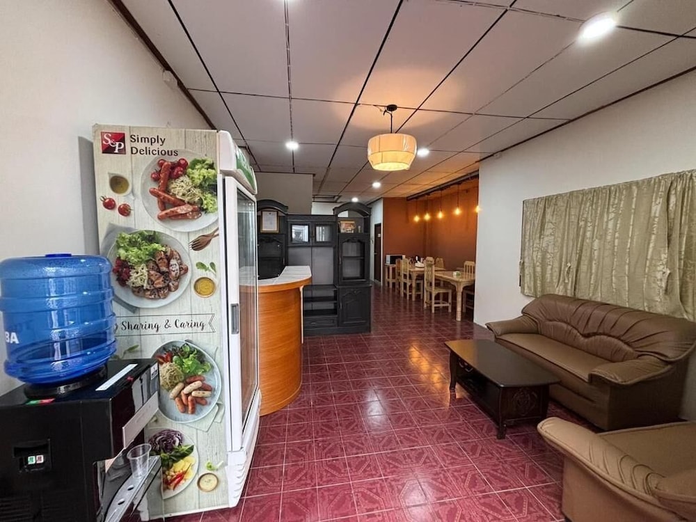 Ochatee Hostel
