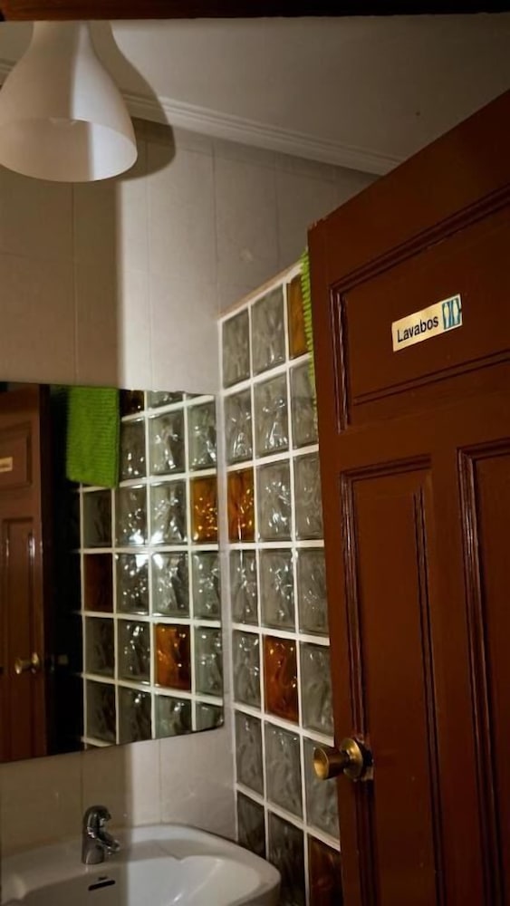 Pensión Sandoval by gaiarooms