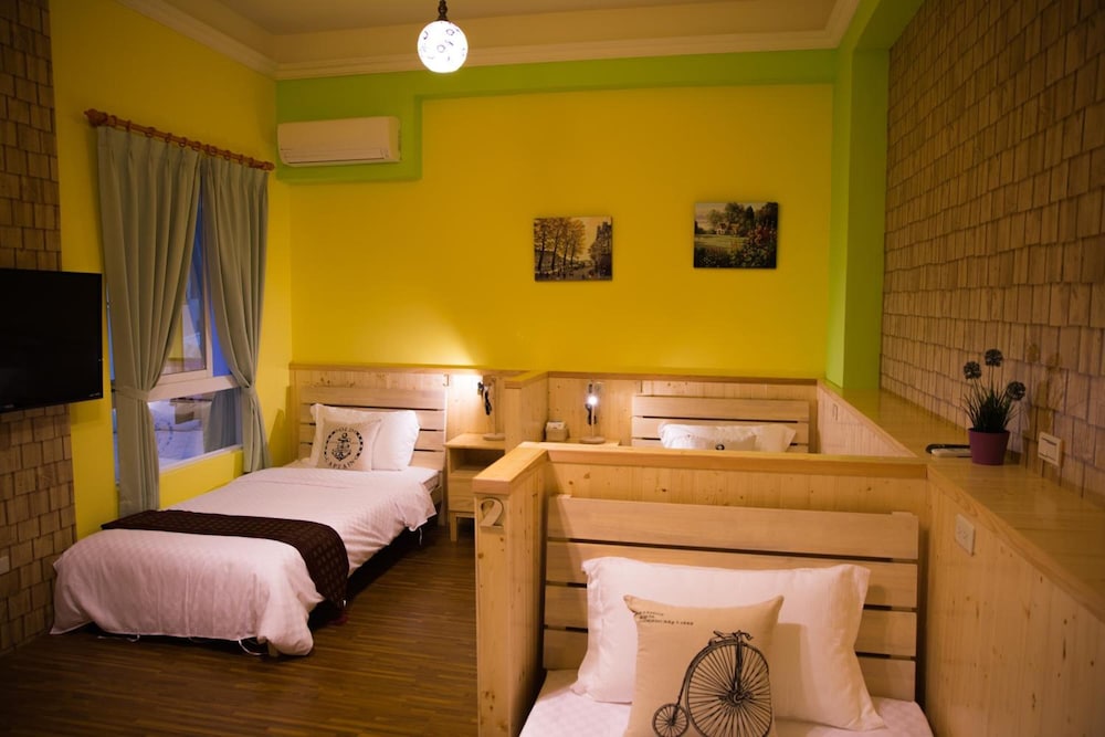 Soft Travel Hostel