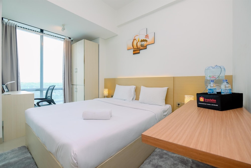Cozy Stay Studio At Lrt City Bekasi Apartment