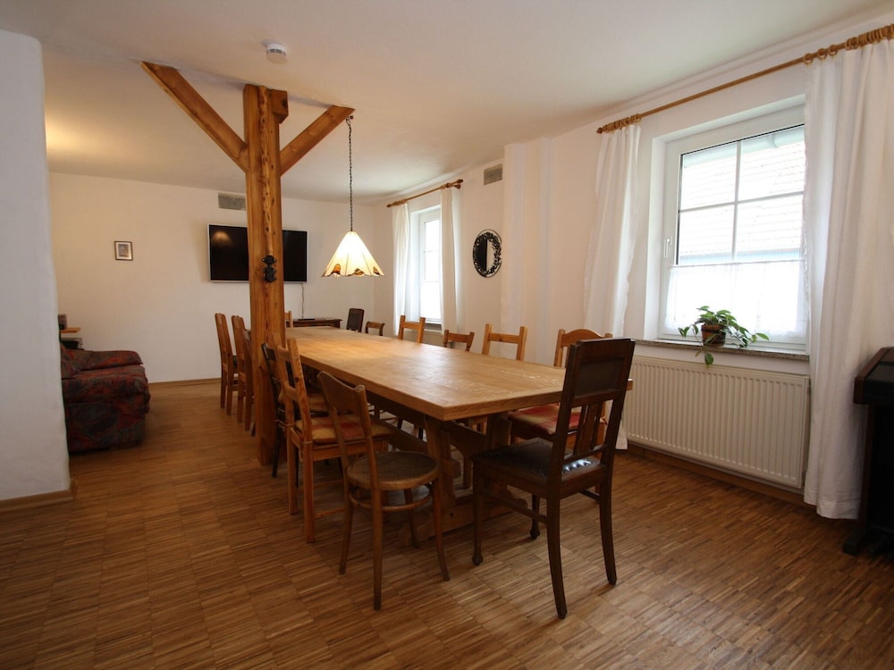 XXL Ferienhaus mit Sauna in Upost