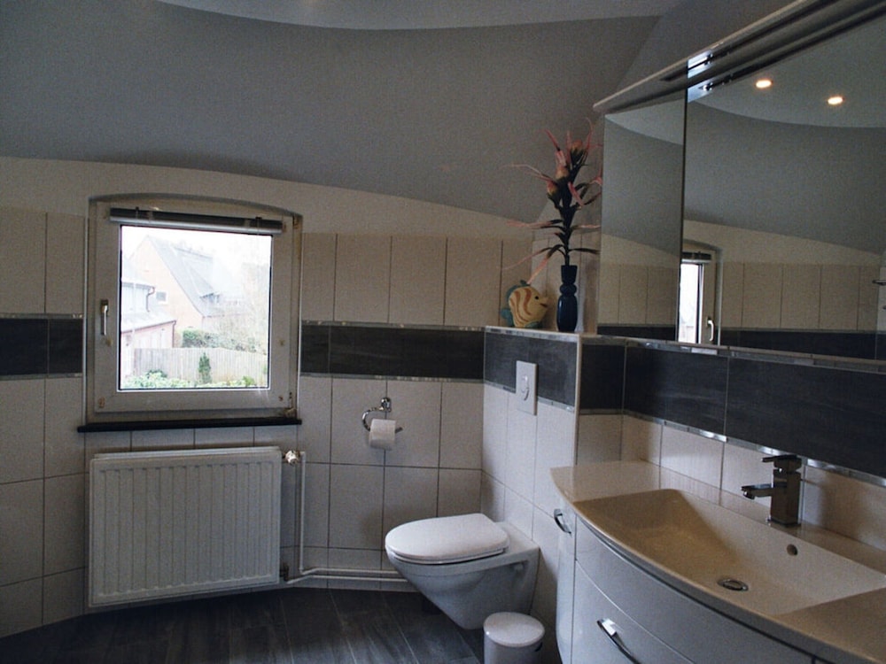 Nordic Huis Modern Retreat