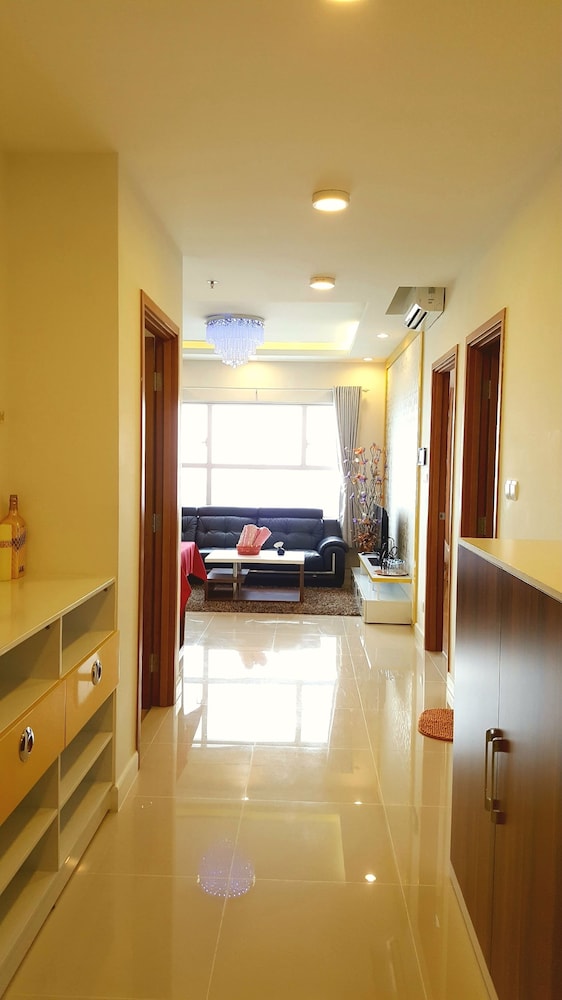 Sunrise City 2BR Luxury SWPool 30th