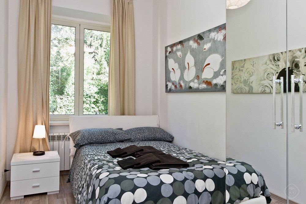 Vaticano Apartments - Sistine Chapel Area