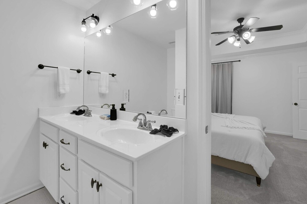 Cozy 3BR Home in Montgomery