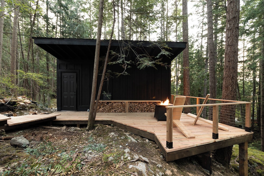 Rocky Valley Resort