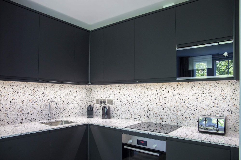 Coleherne Road Residence VIII