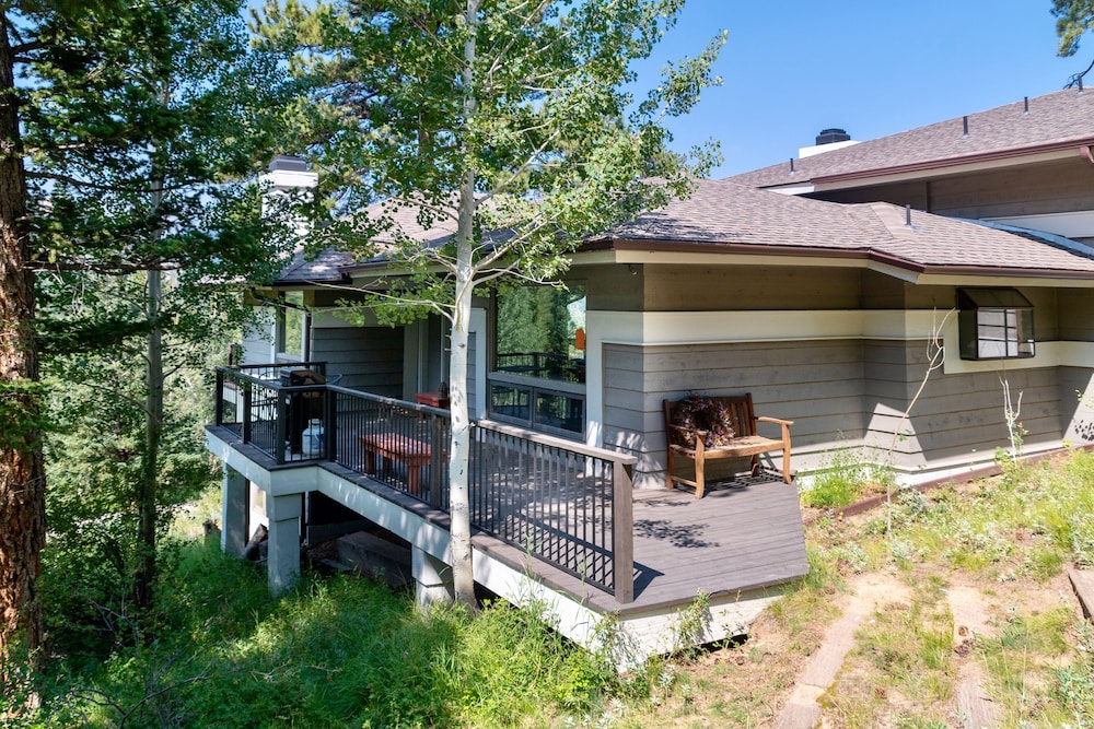 Adams Vacation At Windcliff 2 Bedroom Home by RedAwning - Property Image 3