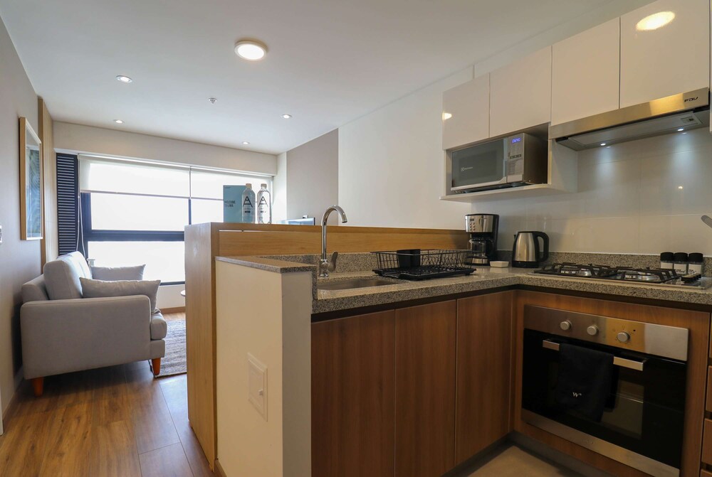 w Luxurious 1BR w Great Deco in San Isidro