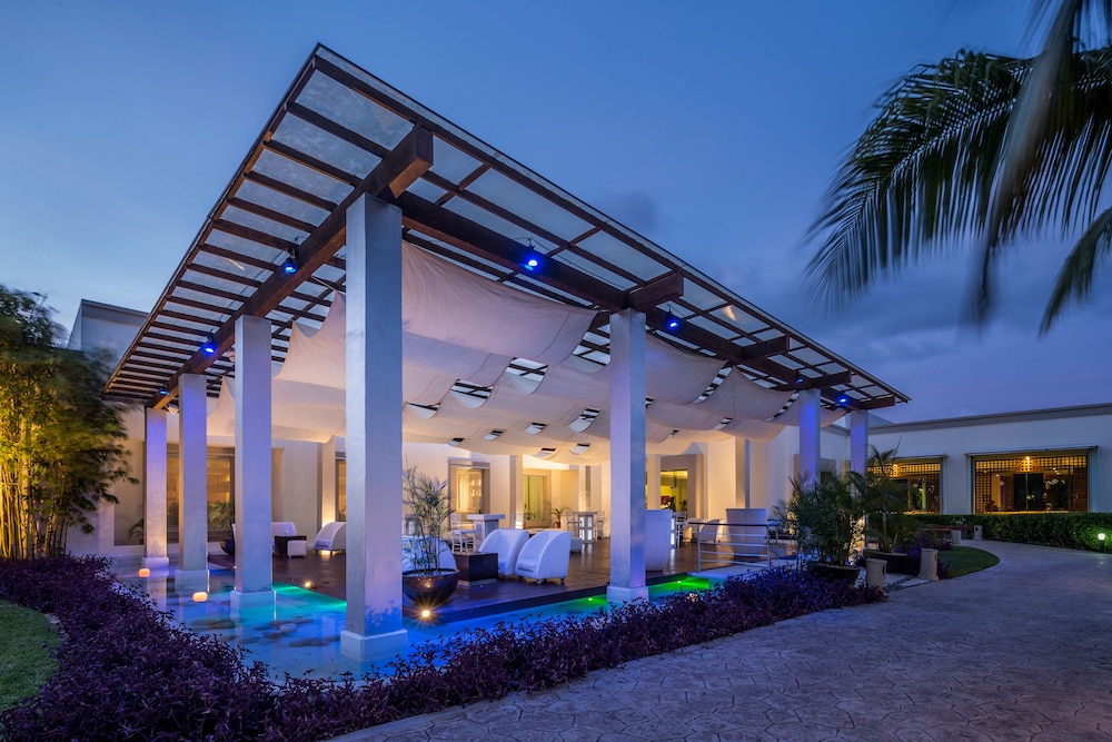 BlueBay Grand Esmeralda All Inclusive - Property Image 34