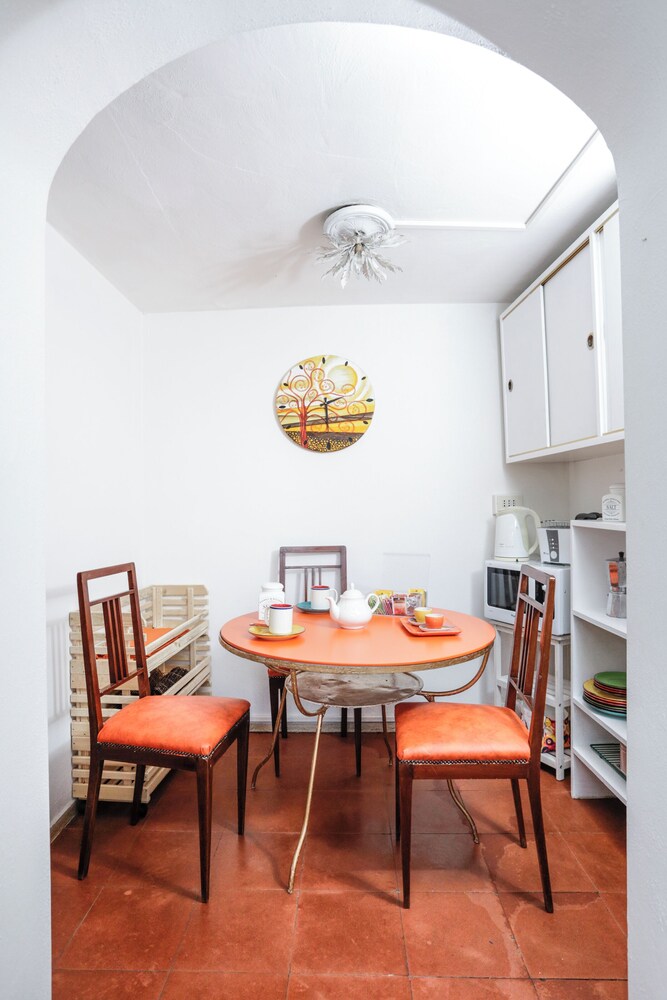 Pantheon Apartments