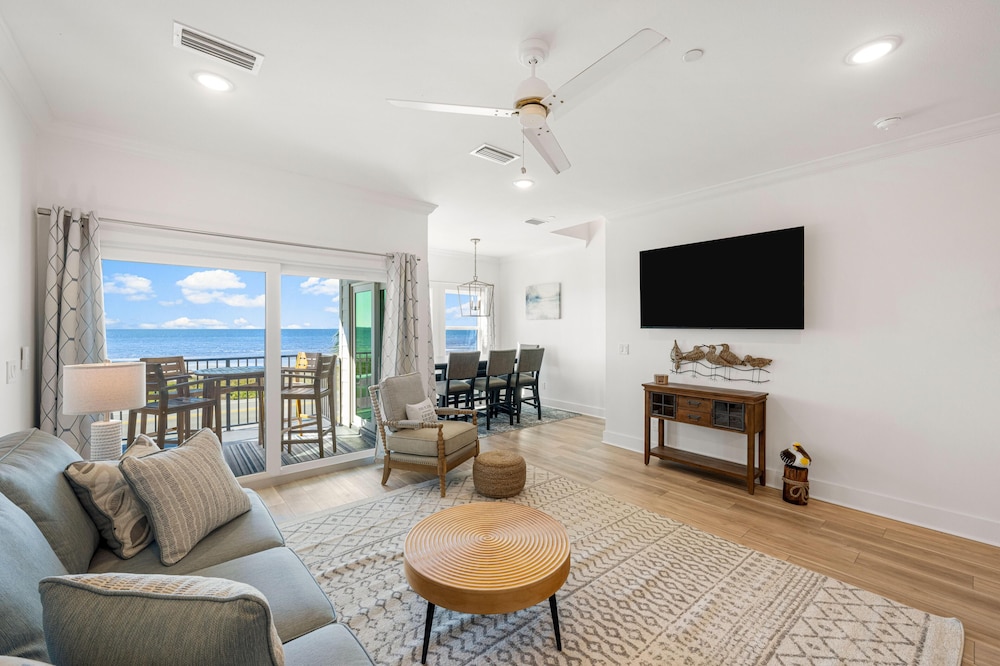 Blue Bay Getaway