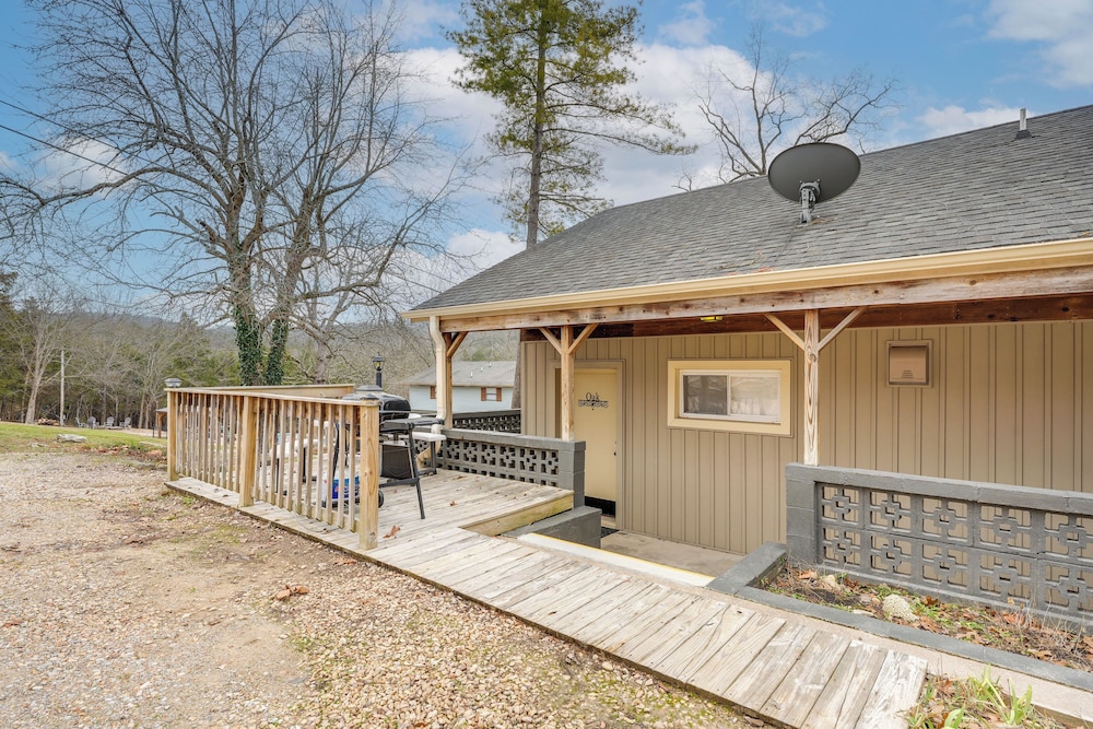 Hike, Boat, Fish & More: Table Rock Lake Cottage