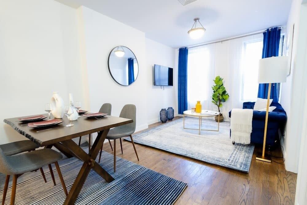1435 UES Apartment