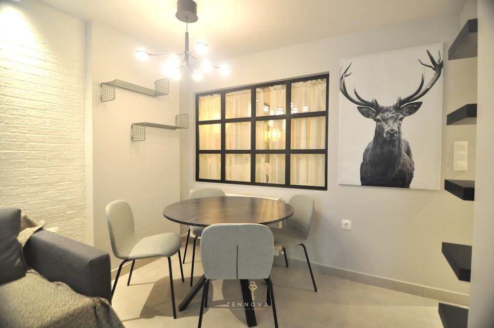 Zennova 70 Mondè Thessaloniki Apt