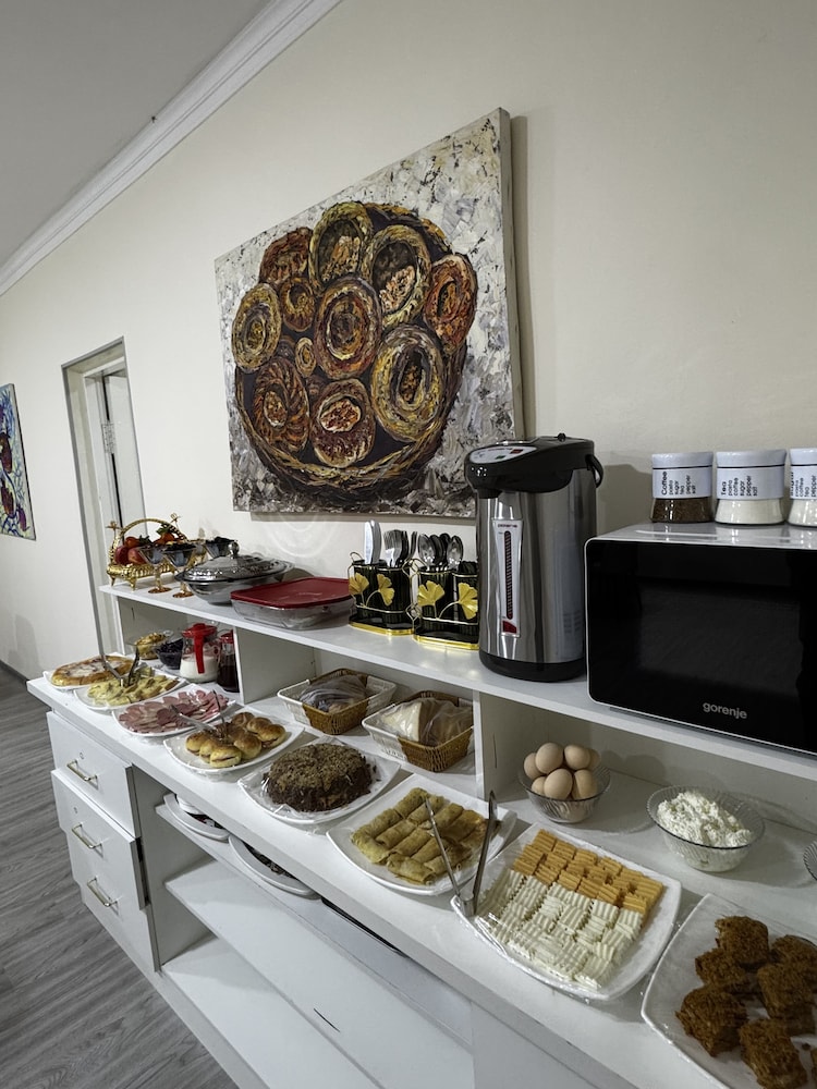 Shams Art Hotel