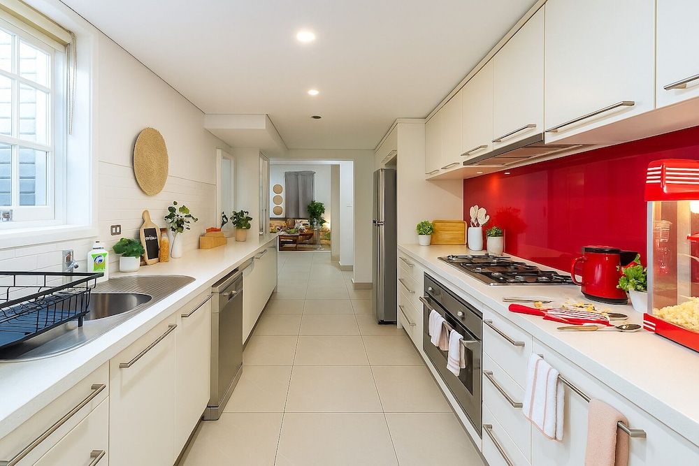 3BR Retro Escape ICC & Darling Harbour
